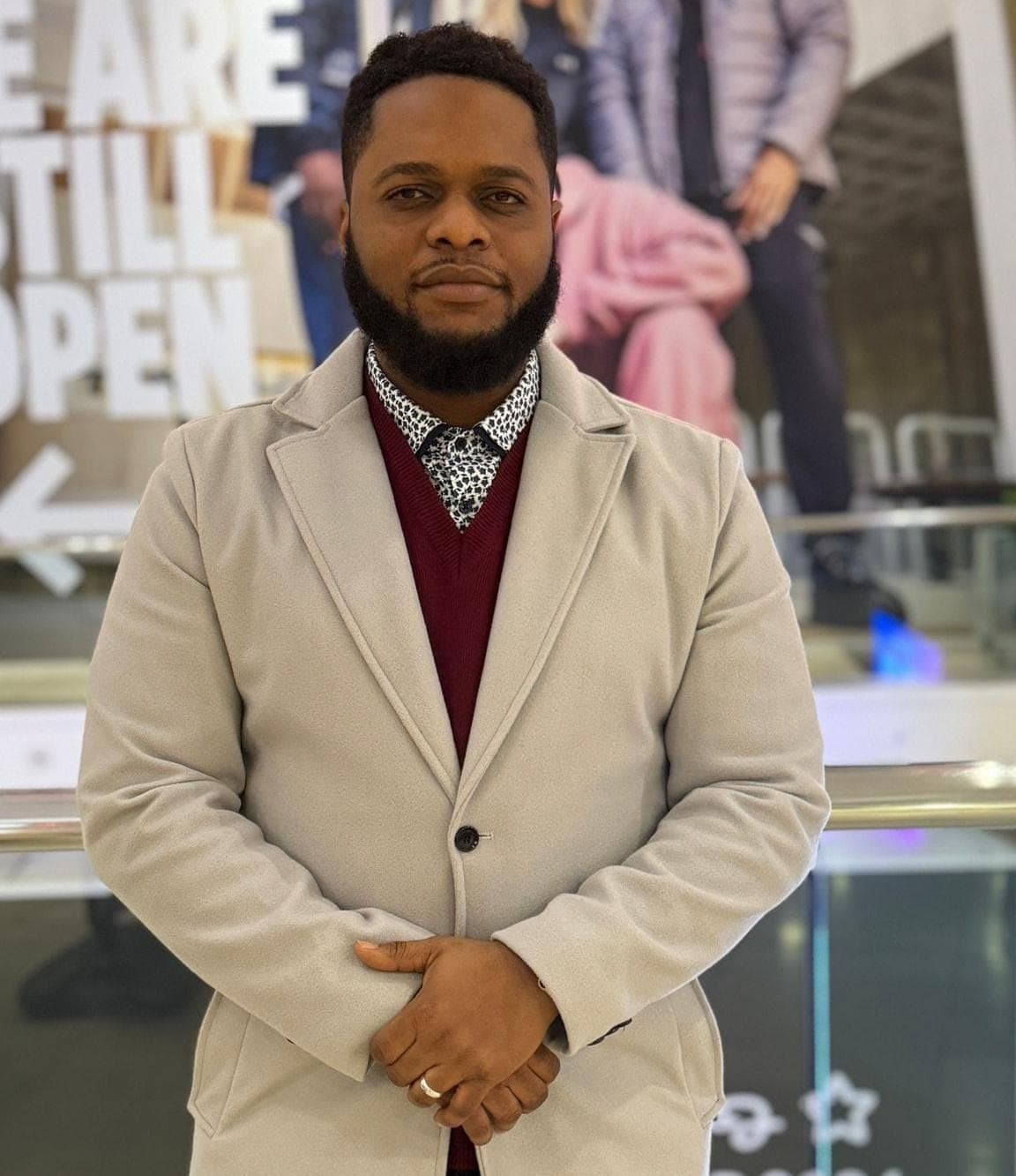 Dr. Ahuaza Onyedikchi